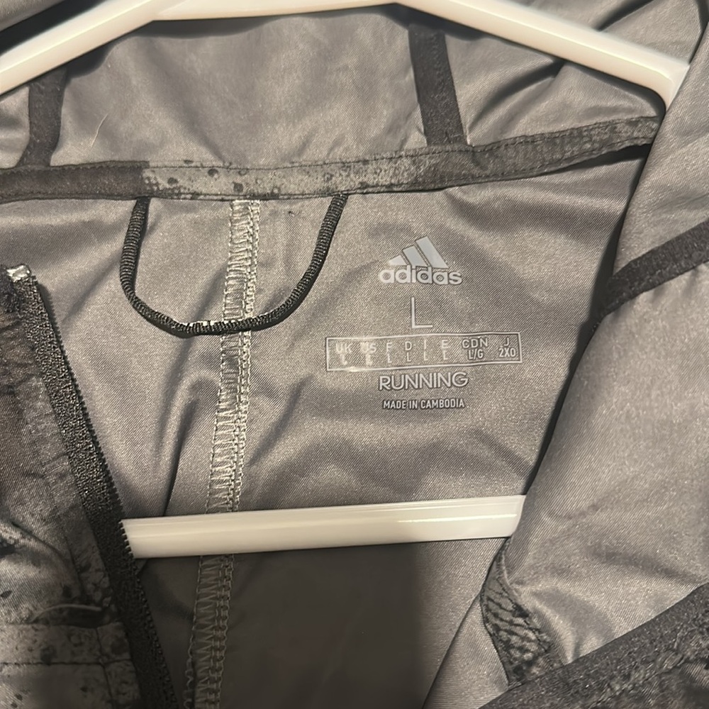 Adidas Camo Windbreaker - Picture 3 of 5